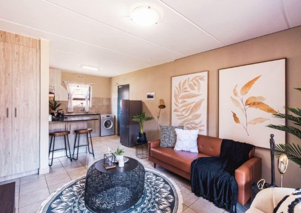 Woodlands Place Apartment Rentals from R7,450 pm – First Month’s Rent Free on Selected Units!